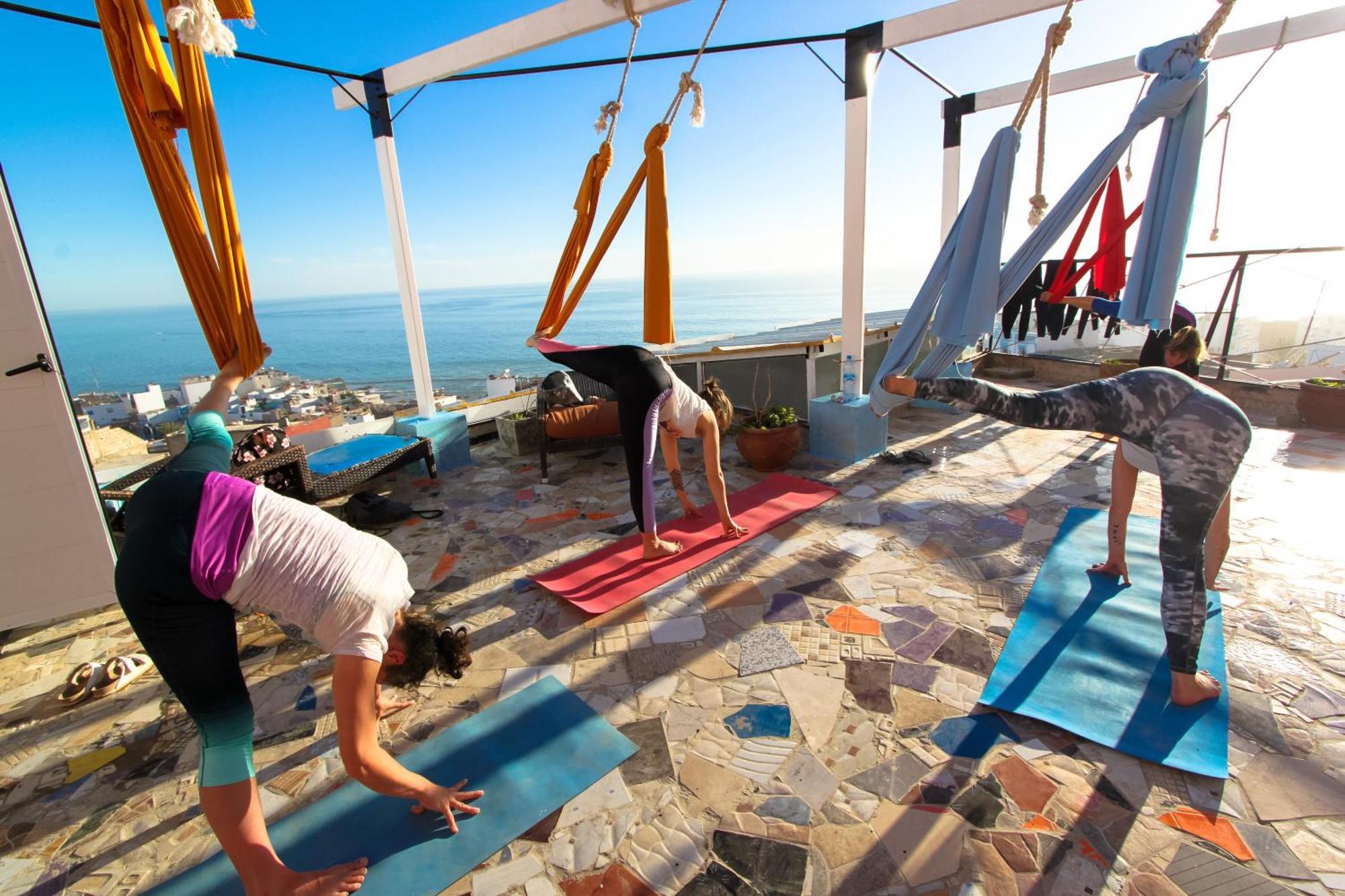 Adventurekeys Surf Yoga Cowork Bed & Breakfast Тагазут Екстериор снимка