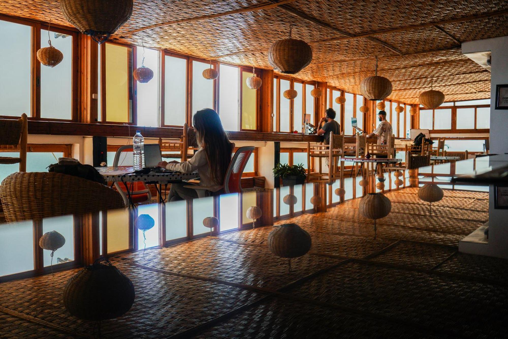 Adventurekeys Surf Yoga Cowork Bed & Breakfast Тагазут Екстериор снимка